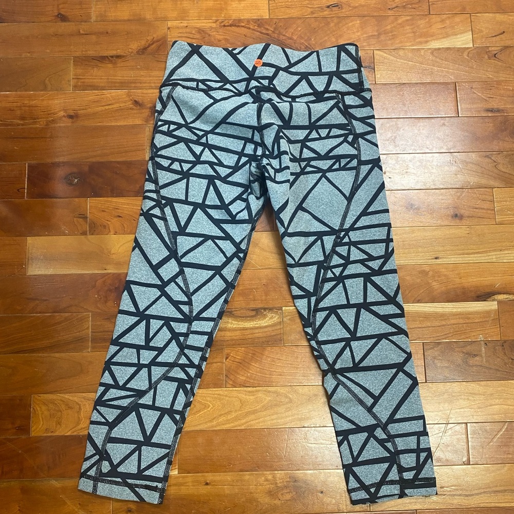 Gym pants color gray